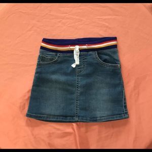 Girls Cat & Jack mini skirt, striped waist band.
